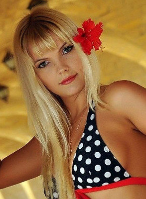 N.5609
Yulia
45 anni
167 cm
Volgograd